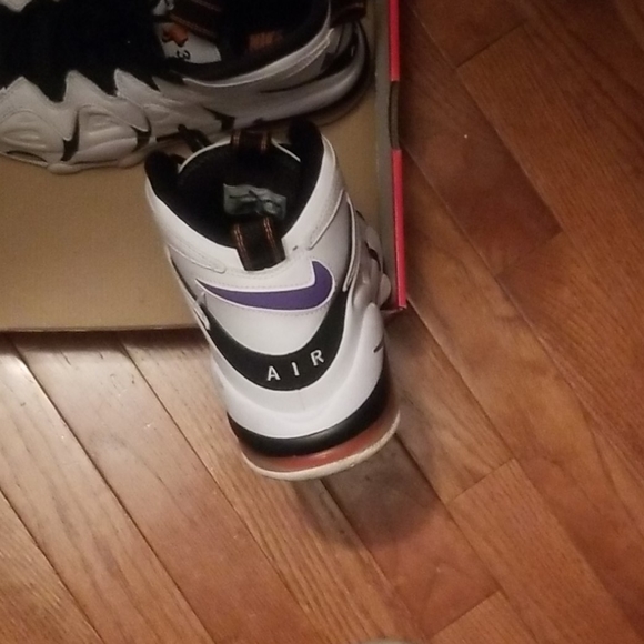 Shoes - Picture 3 of 3